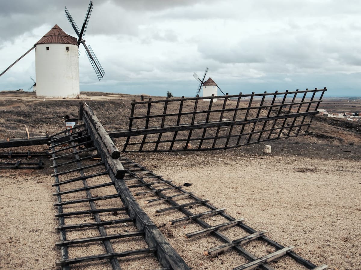 El instante preciso: Roberto de la Fuente y el vídeo viral del molino de Mota que desafió a la Inteligencia Artificial