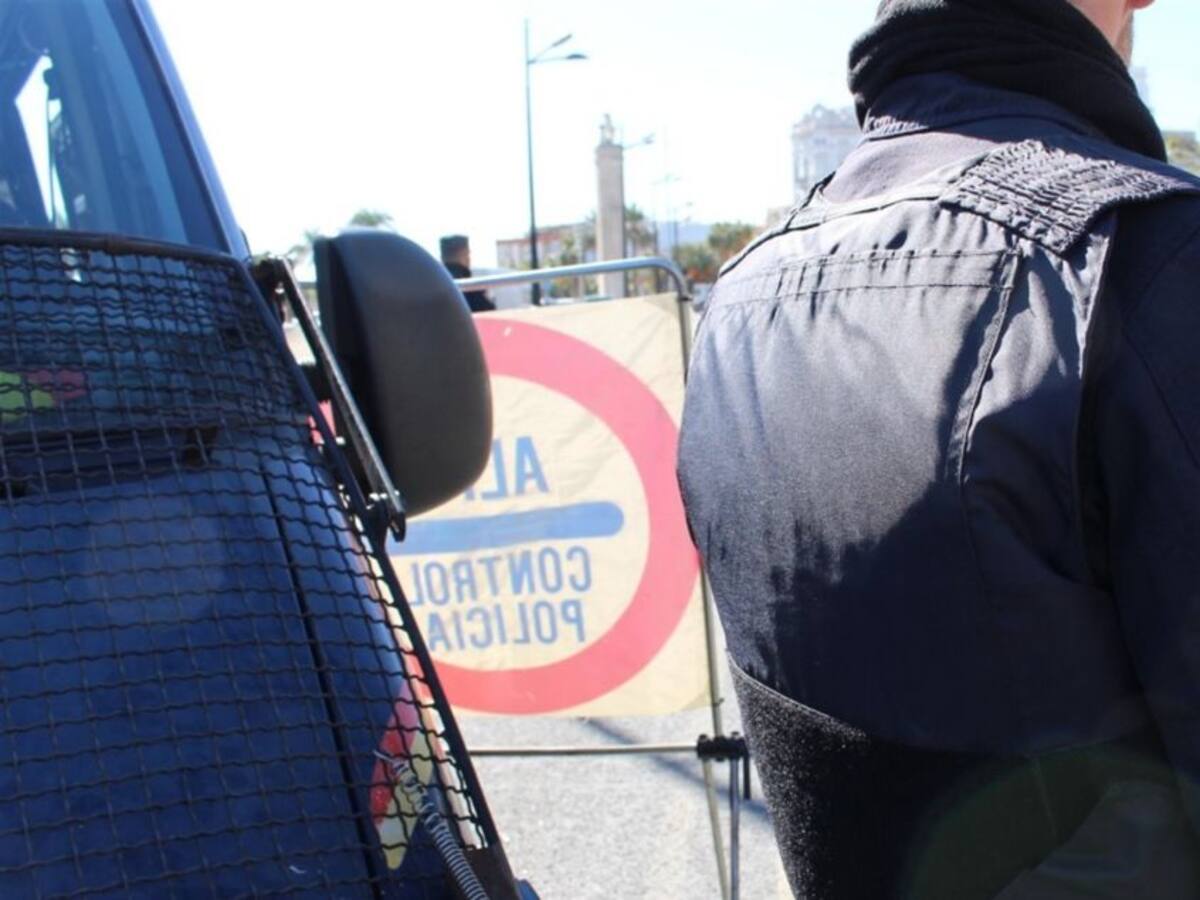Detenido un hombre en Valencia por amenazar e intentar acuchillar a su pareja