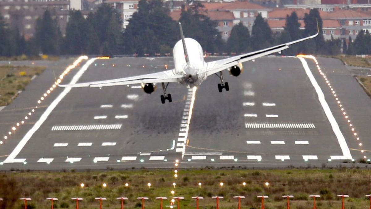 Los vientos del suroeste, el verdadero reto del aeropuerto de Bilbao