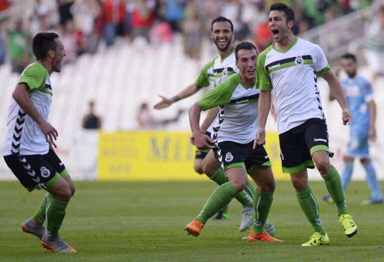 Dani Rodríguez celebra uno de los goles del Racing en su triunfo de la primera vuelta ante el Astorga