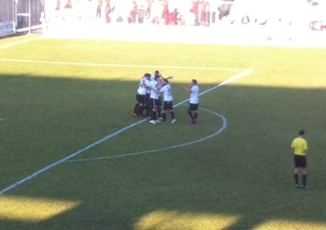 Los jugadores del Real Unión celebran el segundo gol contra el Fuenlabrada
