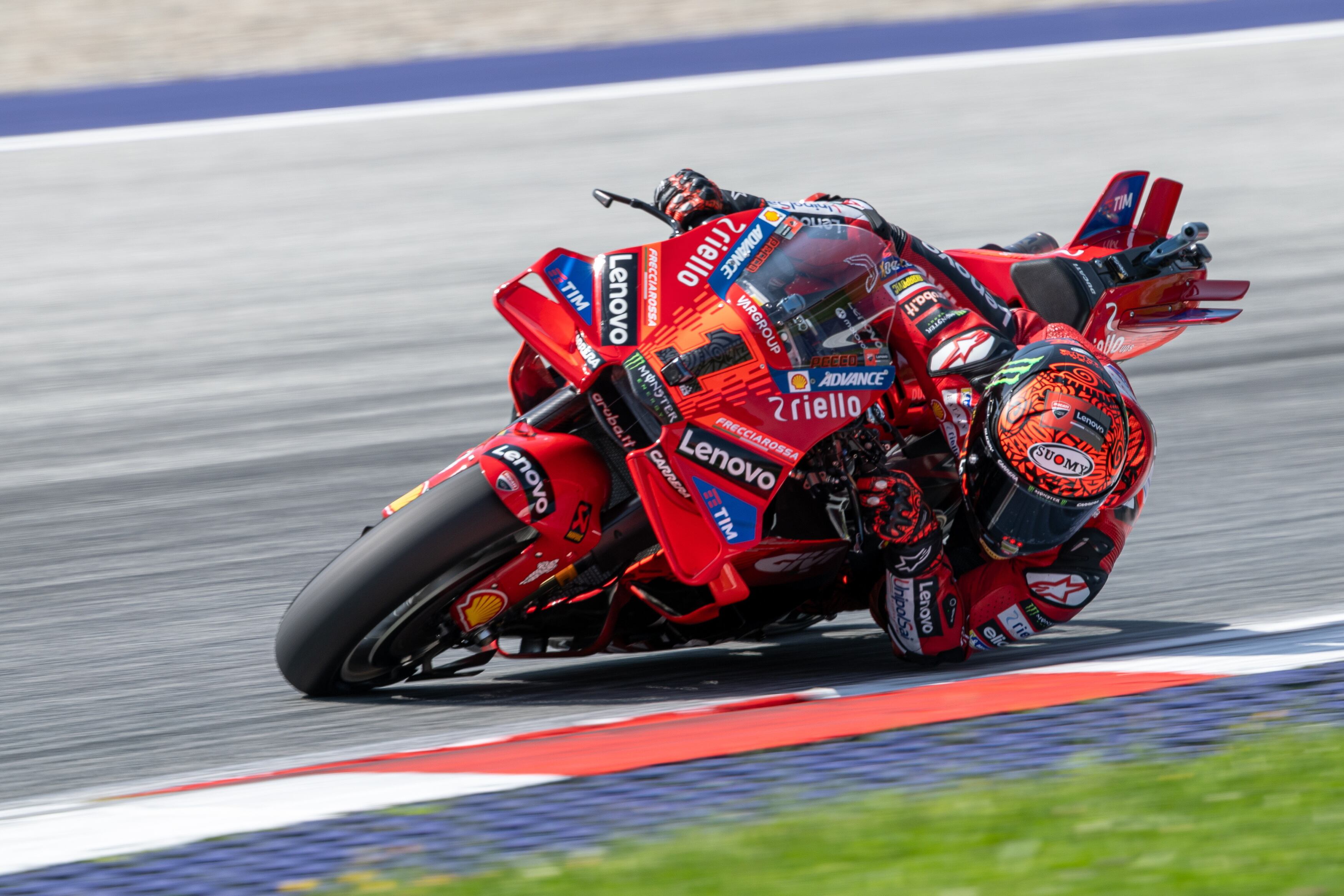 Spielberg (Austria), 17/08/2024.- Italian Francesco Bagnaia of Ducati Lenovo Team in action during the qualifying of the Motorcycling Grand Prix of Austria at the Red Bull Ring in Spielberg, Austria, 17 August 2024. The Motorcycling Grand Prix of Austria takes place from 16 to 18 August 2024. (Motociclismo, Ciclismo, Francia) EFE/EPA/JOHANN GRODER
