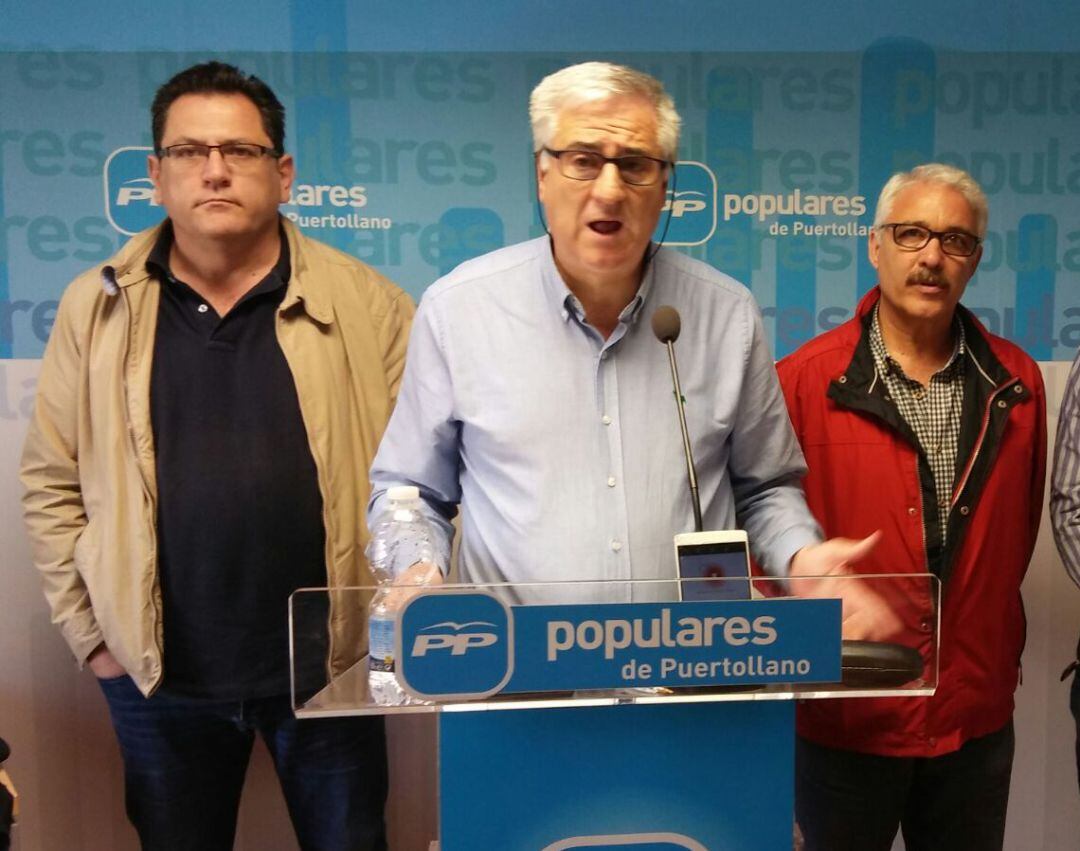 De izquierda a derecha, Manuel Soria, José Lozano y Jesús González