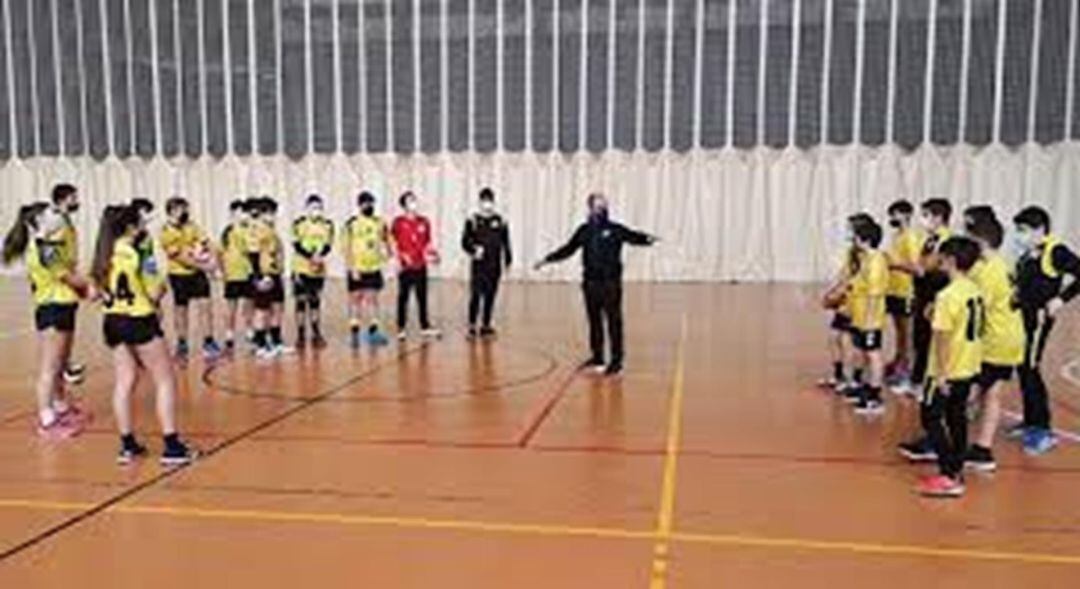 La Federación de Balonmano de Castilla y León niega cualquier tipo de responsabilidad en los positivos 