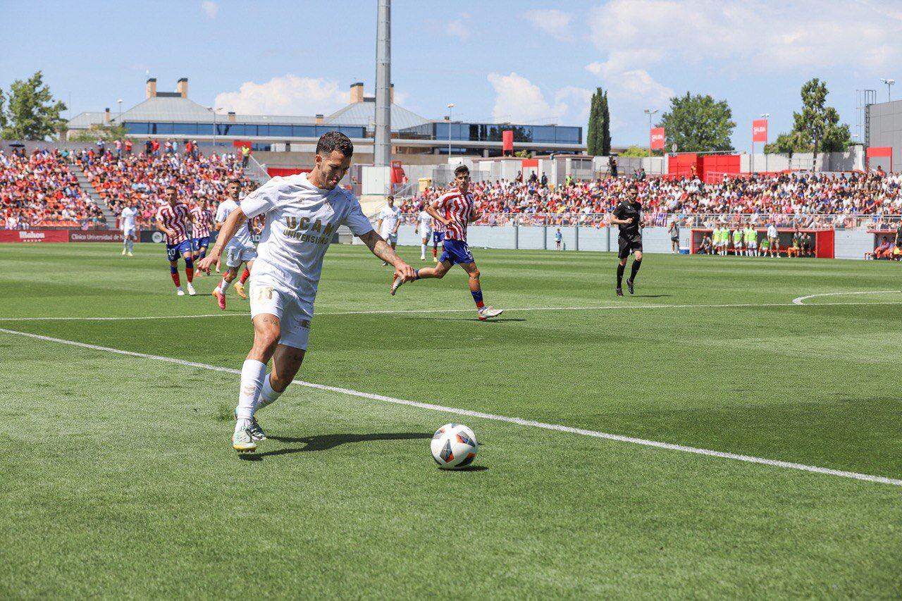 Foto del partido del UCAM Murcia CF en el Cerro del Espino