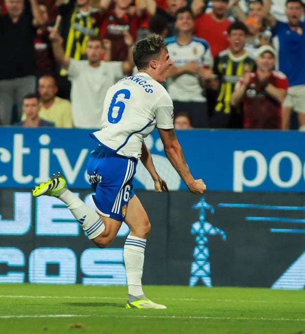 Francés celebra el gol de la victoria