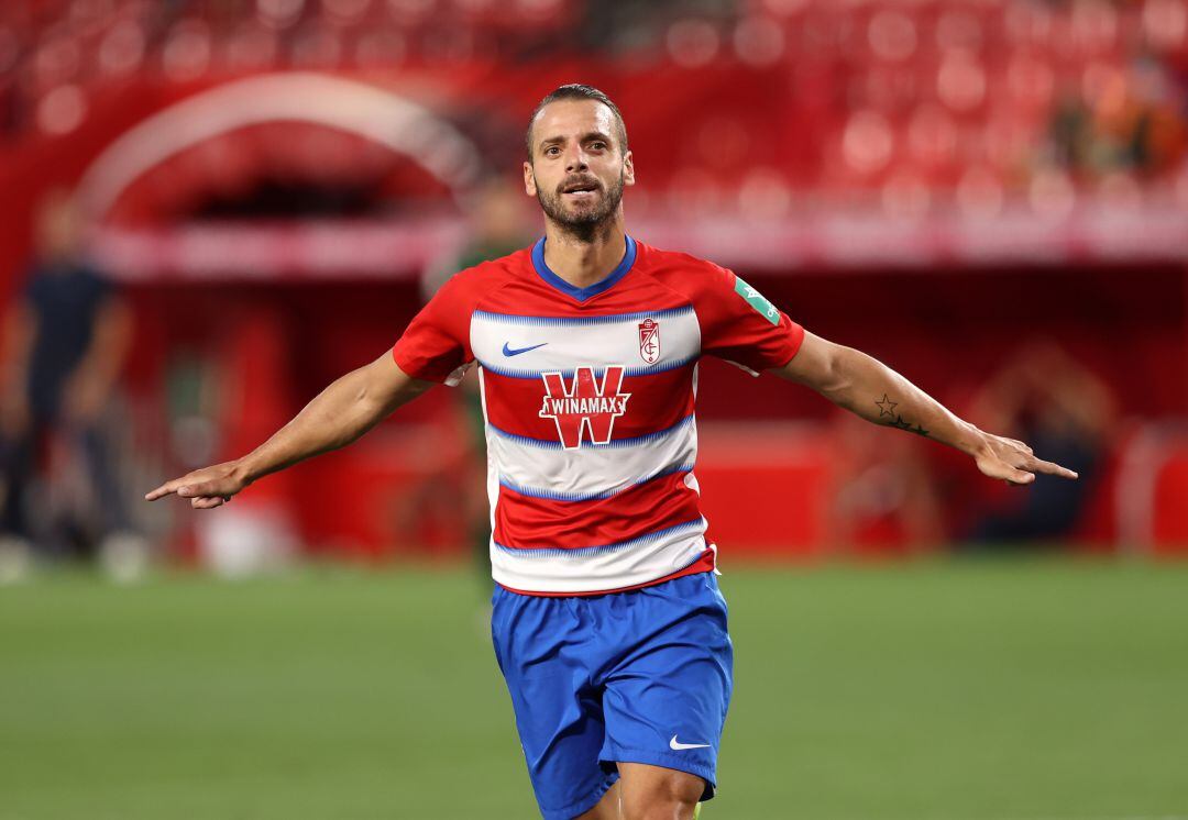 Roberto Soldado celebra el gol anotado al Athletic