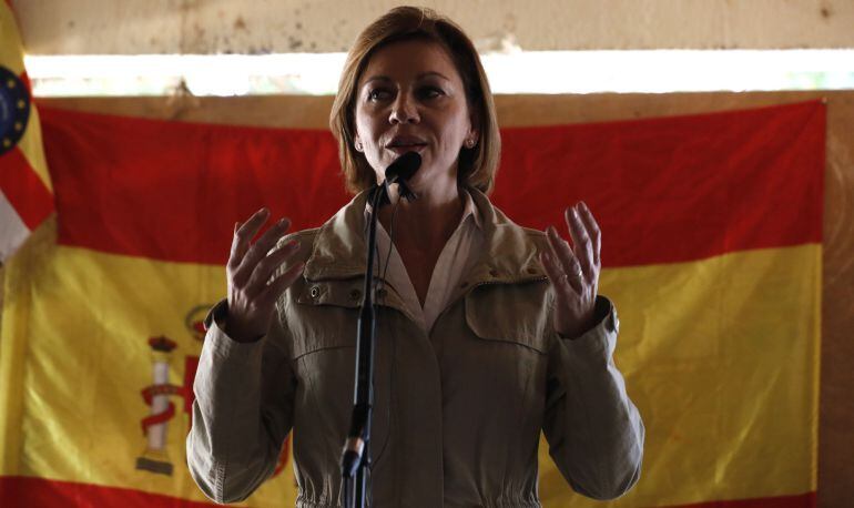 La Ministra de Defensa María Dolores De Cospedal en Bamako (Malí), durante su visita a las tropas españolas desplegadas en Mali