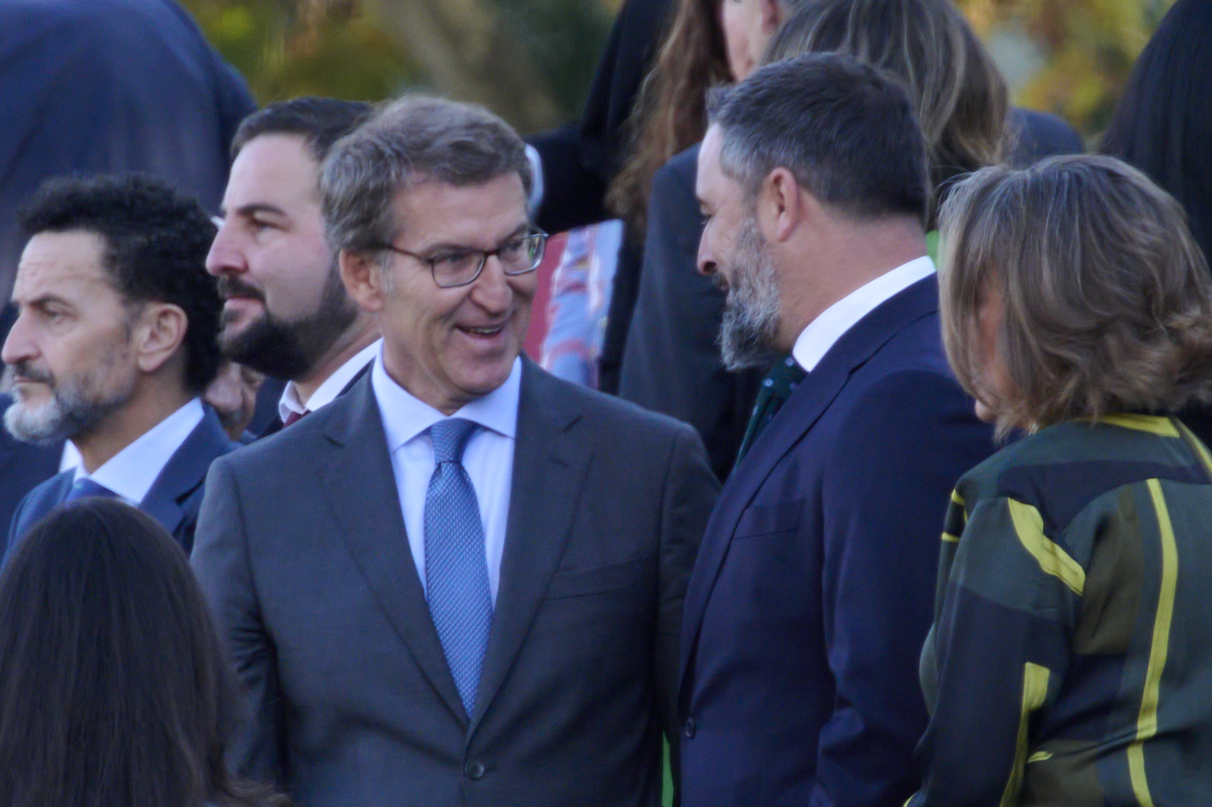 Alberto Núñez Feijóo y Santiago Abascal. (Foto de Carlos Alvarez/Getty Images)