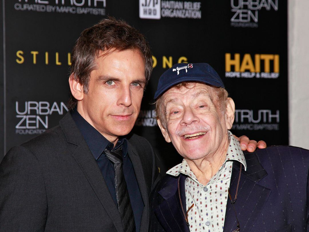 Jerry Stiller y su hijo, el también actor Ben Stiller, en una imagen de 2011