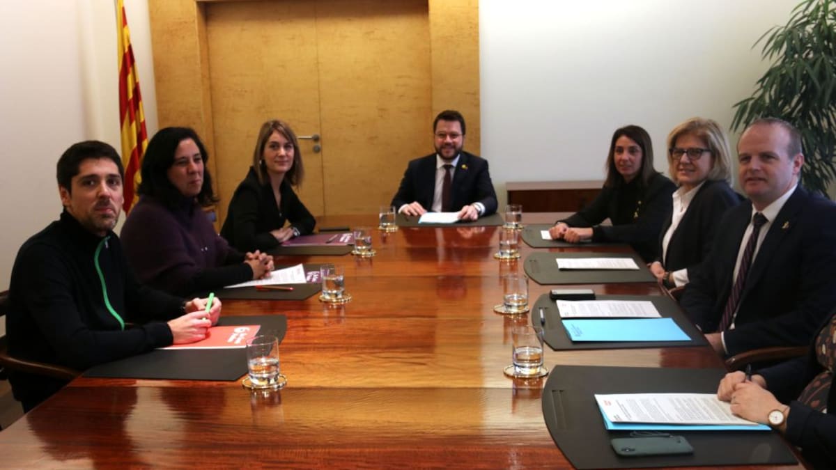 Govern i comuns pacten uns pressupostos per al 2020