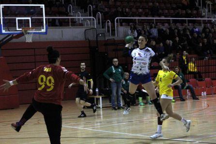 Lanzamiento de Vanesa Amorós