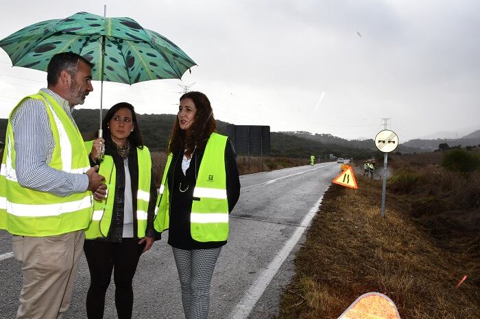 Visita al desbroce de las carreteras