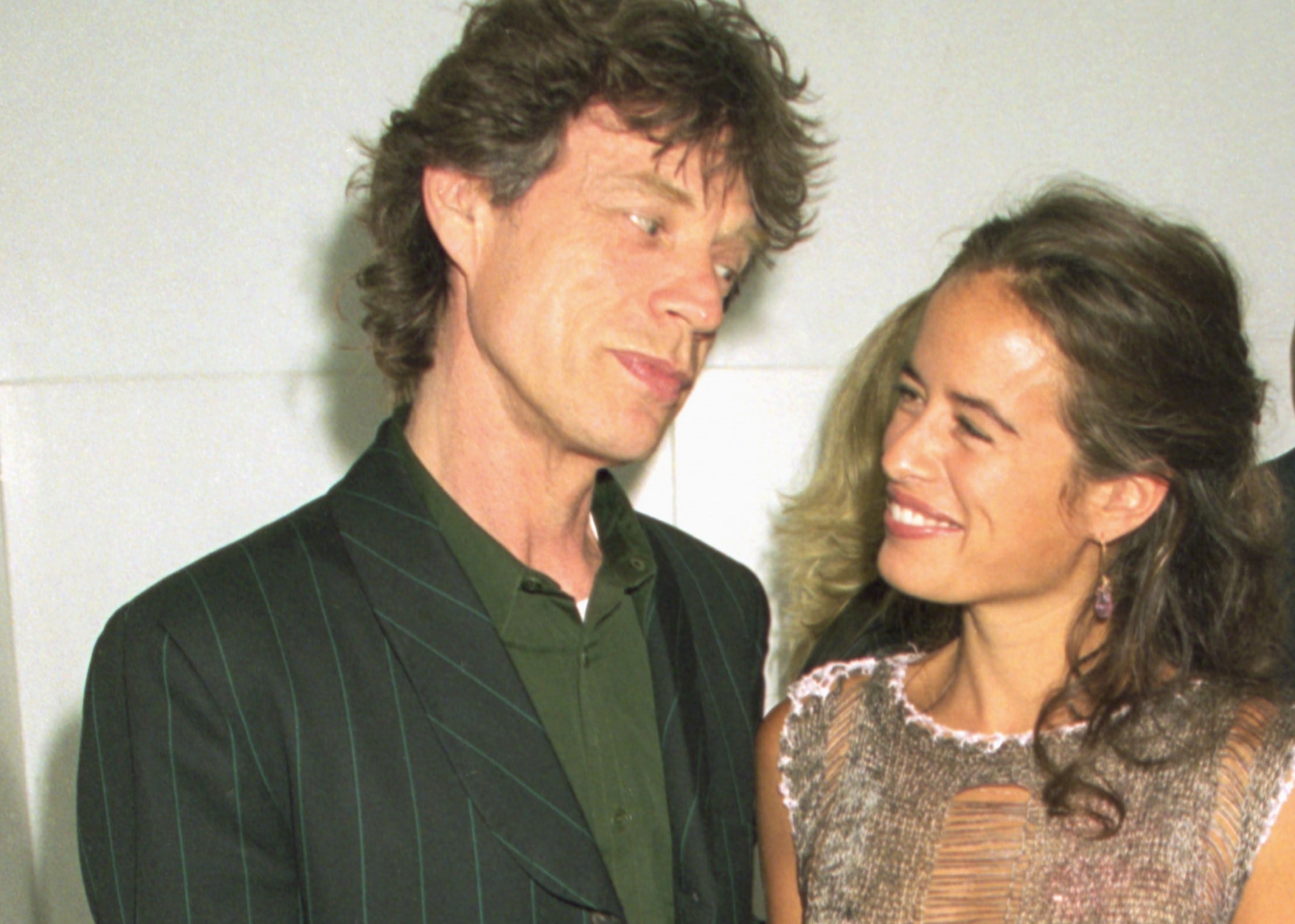 Mick Jagger junto a su hija Jade en Londres |(Photo by Dave Benett/Hulton Archive/Getty Images)