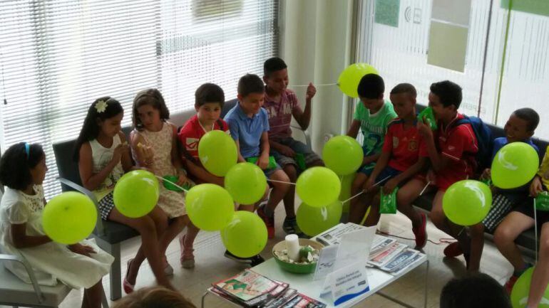 Los niños en su visita a la clínica