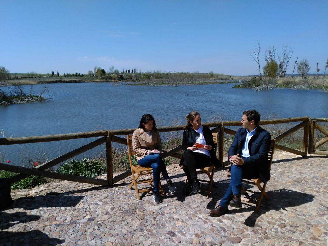 Albert Rivera ha compartido un coloquio de Medio Ambiente con Inés Arrimadas y Melisa Jiménez