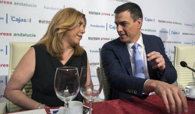 Susana Díaz y Pedro Sánchez, en una fotografía de archivo. 