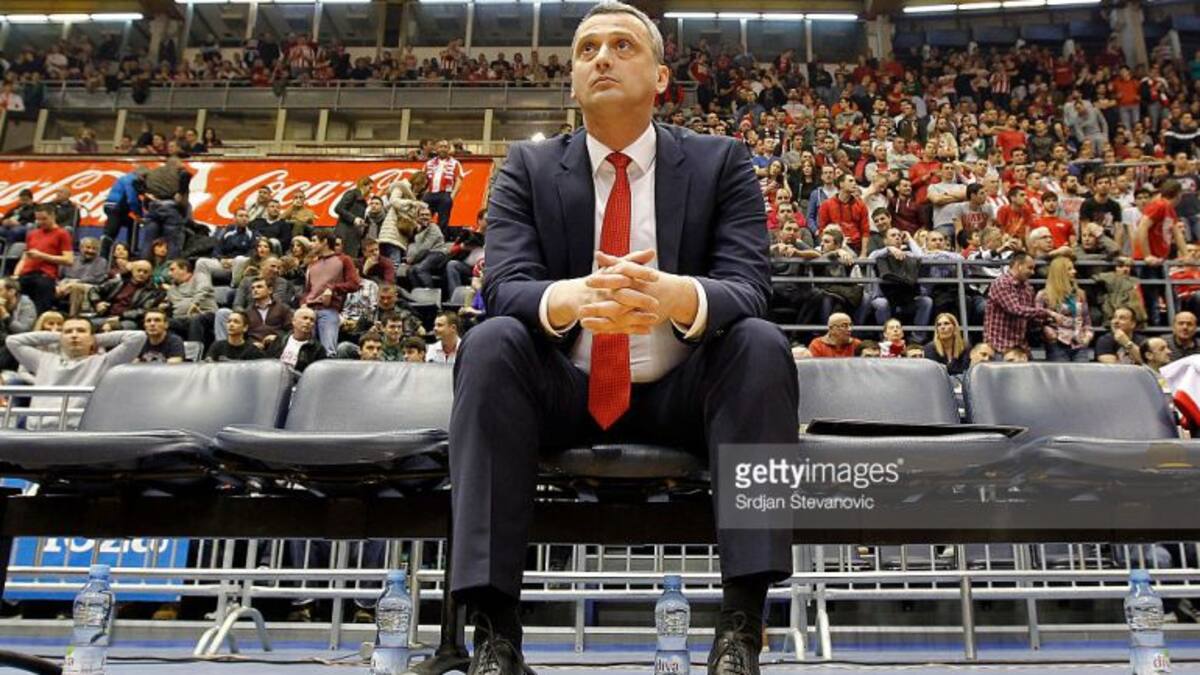 El Baskonia negocia con Dejan Radonjic para su banquillo