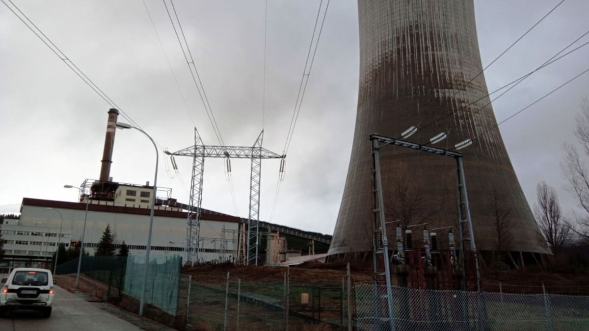 Los sindicatos piden que se priorice la contratación de los mayores de 52 años en la bolsa de las térmicas