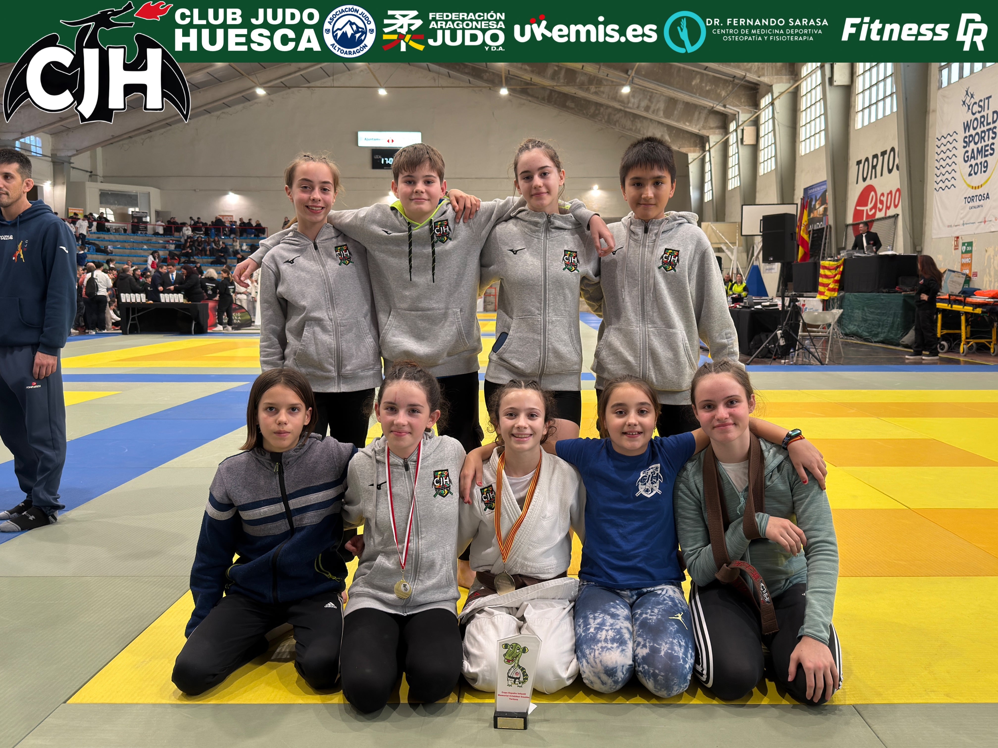 Deportistas del Club Judo Huesca en la Copa de España