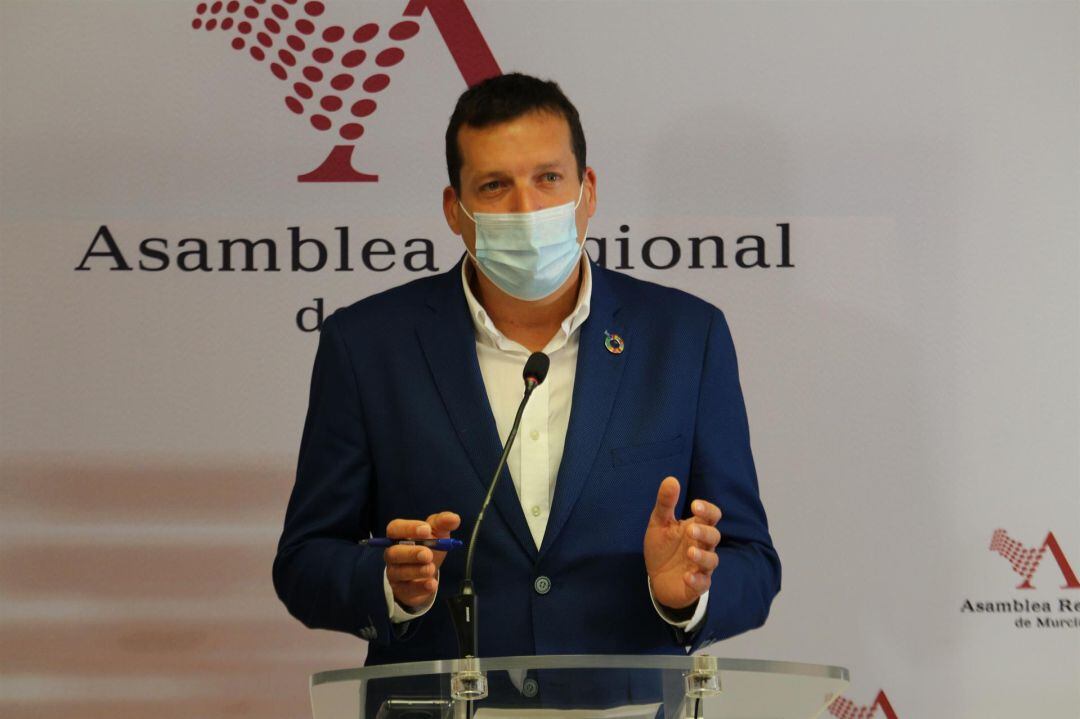 El diputado regional del PSRM, Manuel Sevilla 