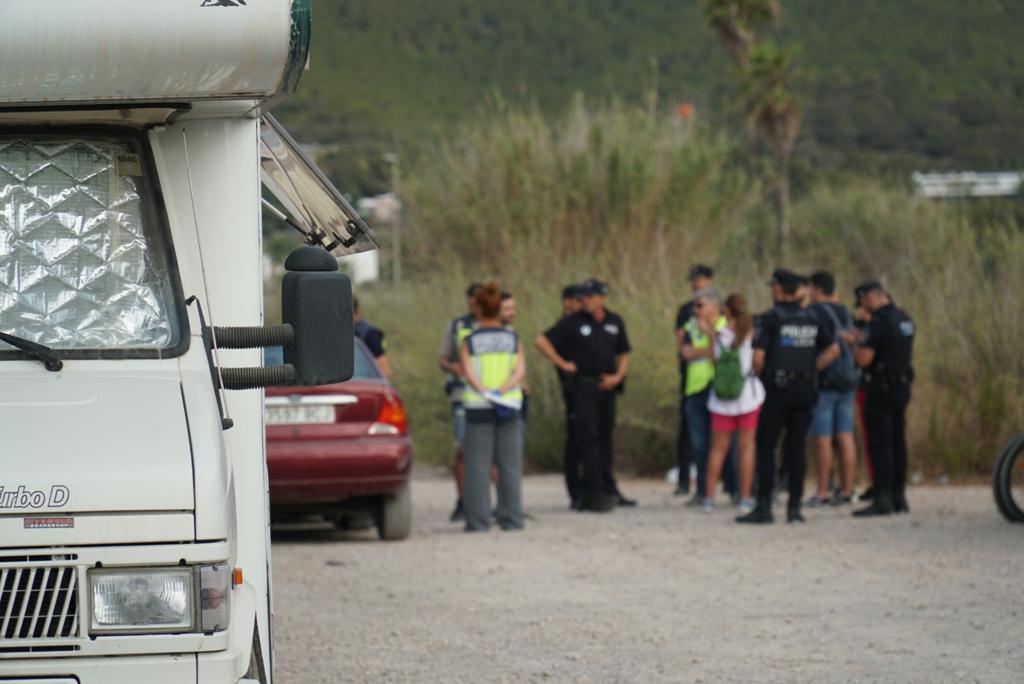 Imagen del operativo llevado a cabo en Sa Joveria (Ayuntamiento)