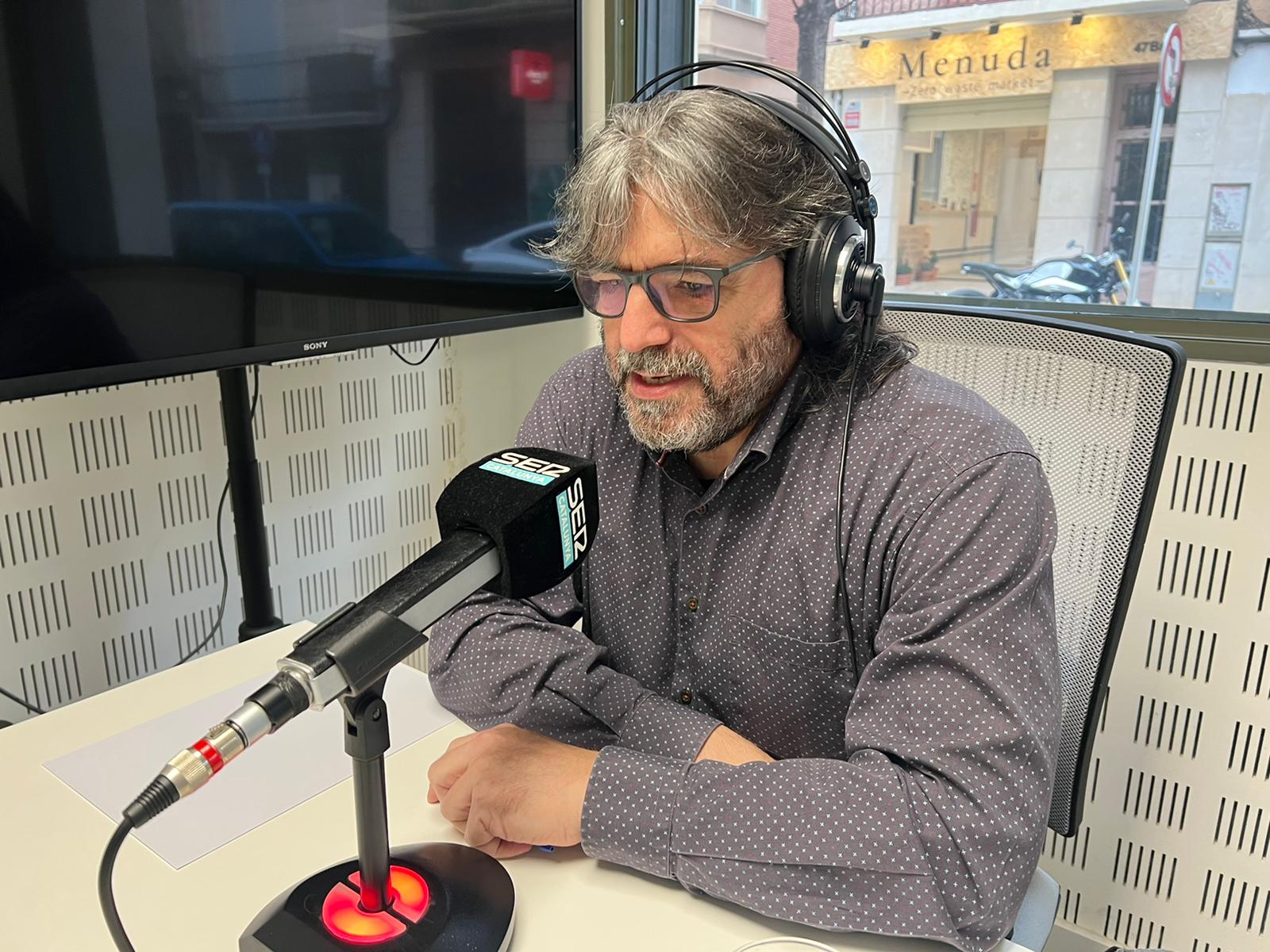 Lluís Batet (UPC) als estudis de Ràdio Reus