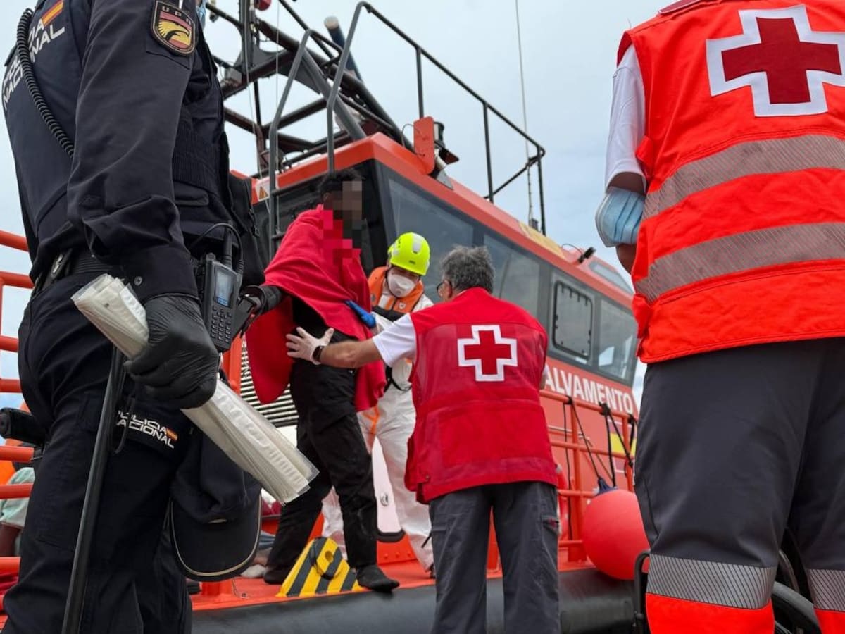 Andrés Chessa, director de la Unidad de Emergencias de Cruz Roja en Alicante: "Estamos viendo un aumento de las vulnerabilidades de las personas migrantes"