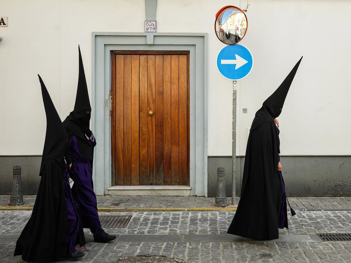 Un estudio de la UPO revela "mayor presencia de mujeres en las hermandades aunque no implica igualdad plena"