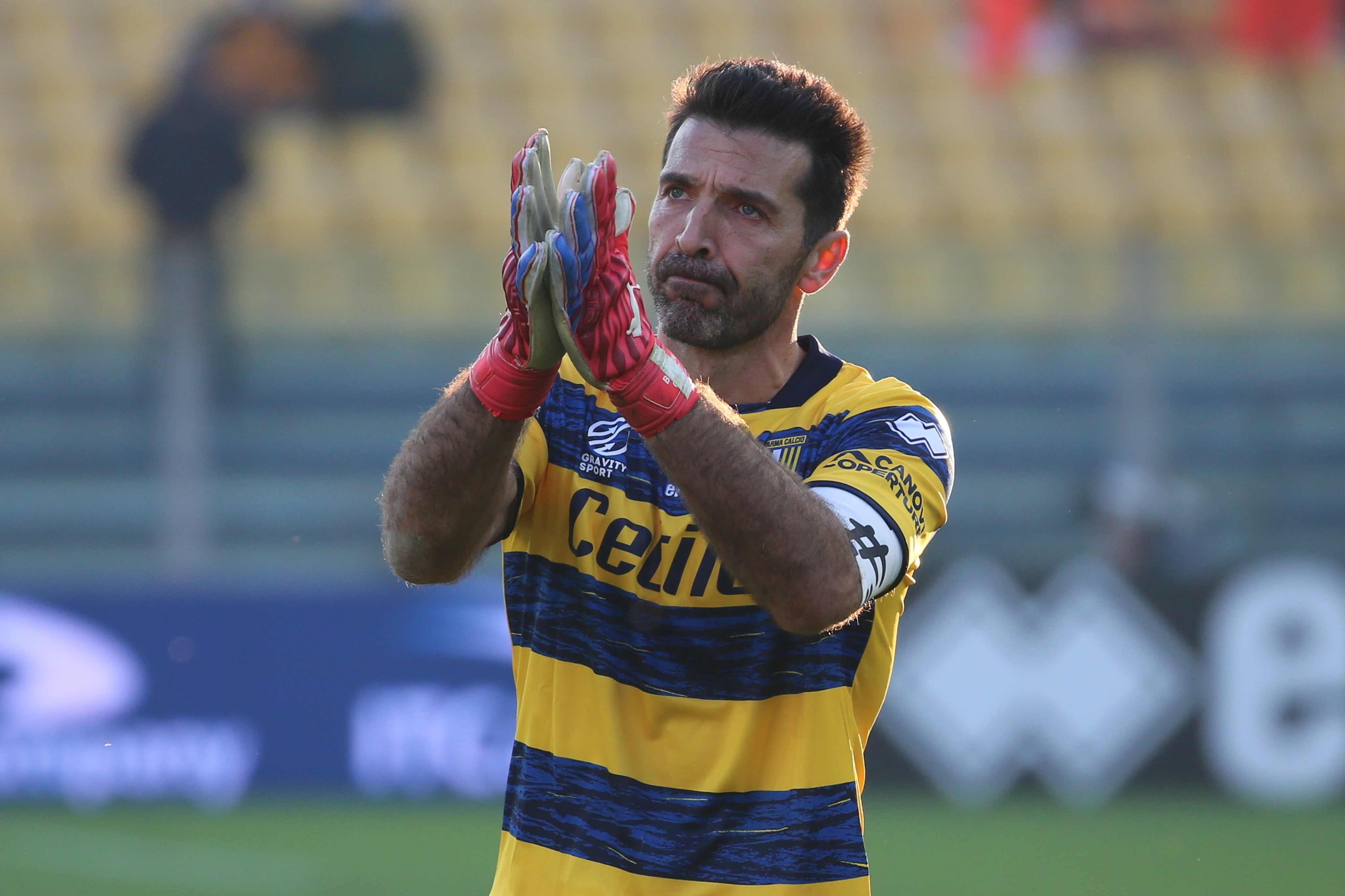 Gianluigi Buffon, durante un partido de Serie B con el Parma