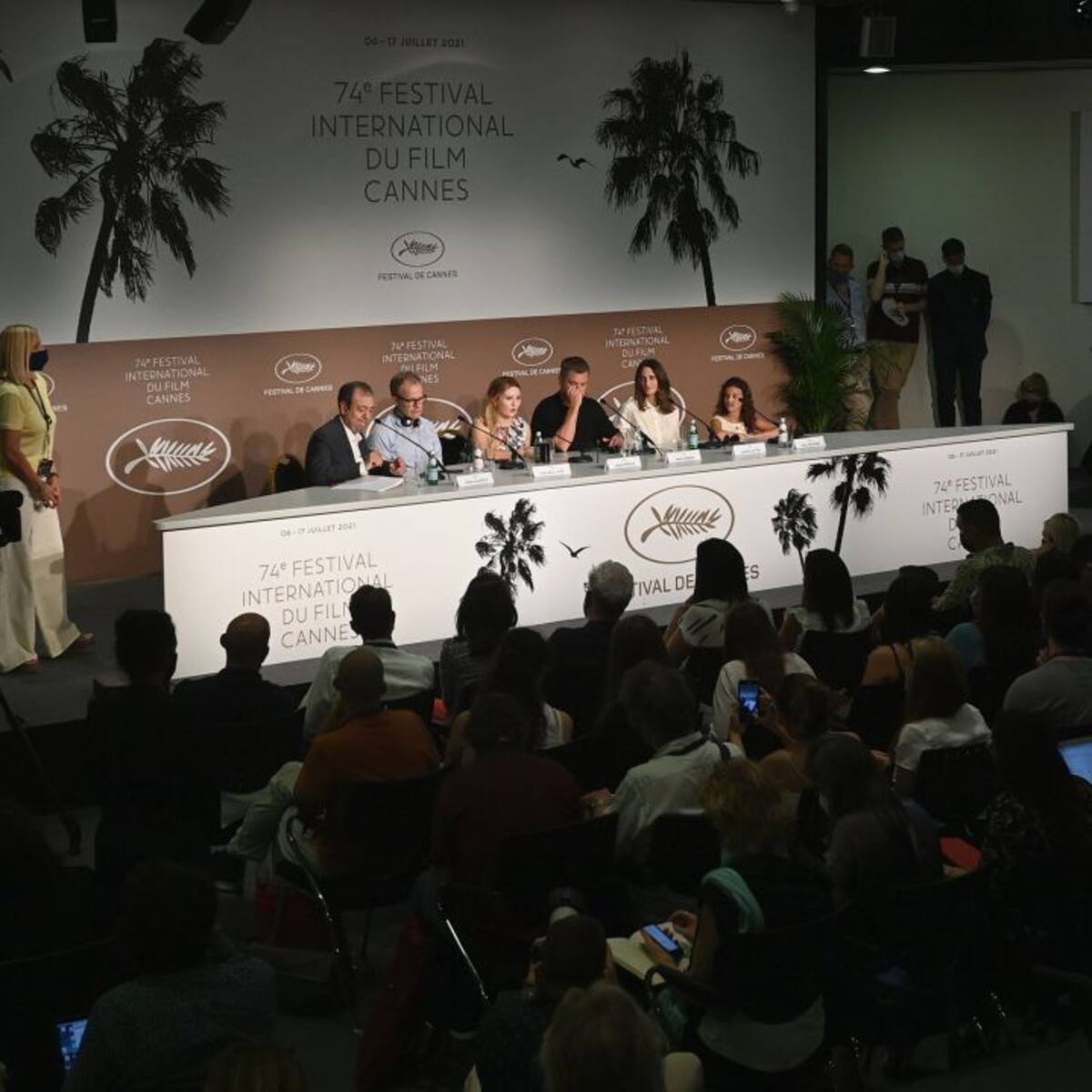 El desigual control del COVID en el Festival de Cannes