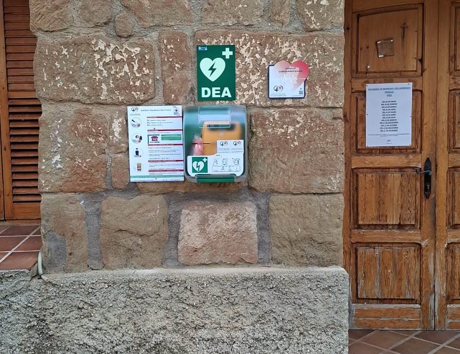 Desfibrilador instalado en Fraella.