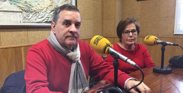 Florián Belinchón y Benita Castañeda en el estudio de SER Cuenca.