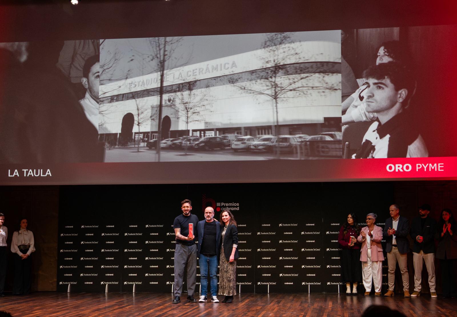 Carlos Guerrero y Pepe Valiente recogieron el premio