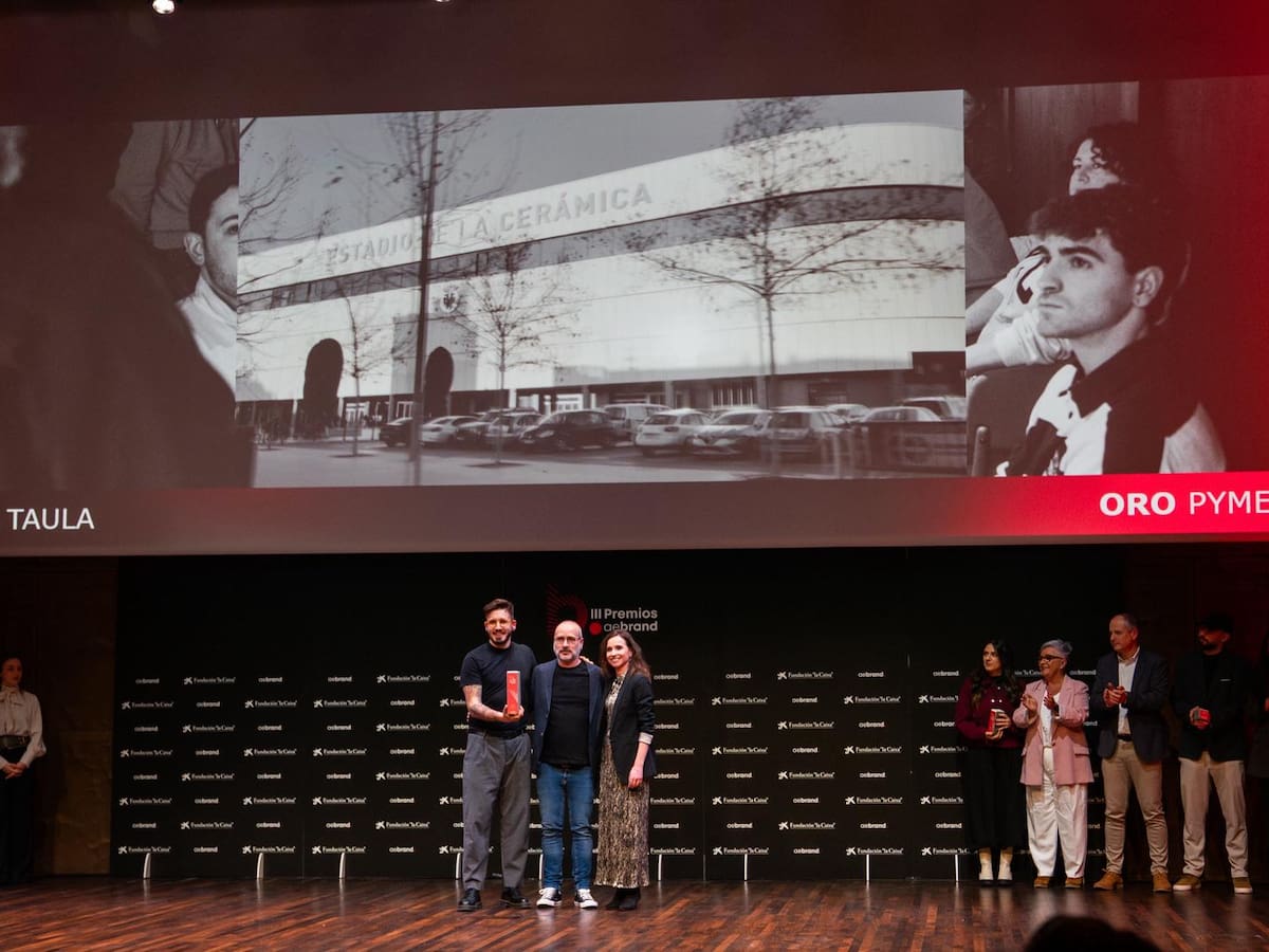La Taula brilla en la III edición de los premios AEBRAND