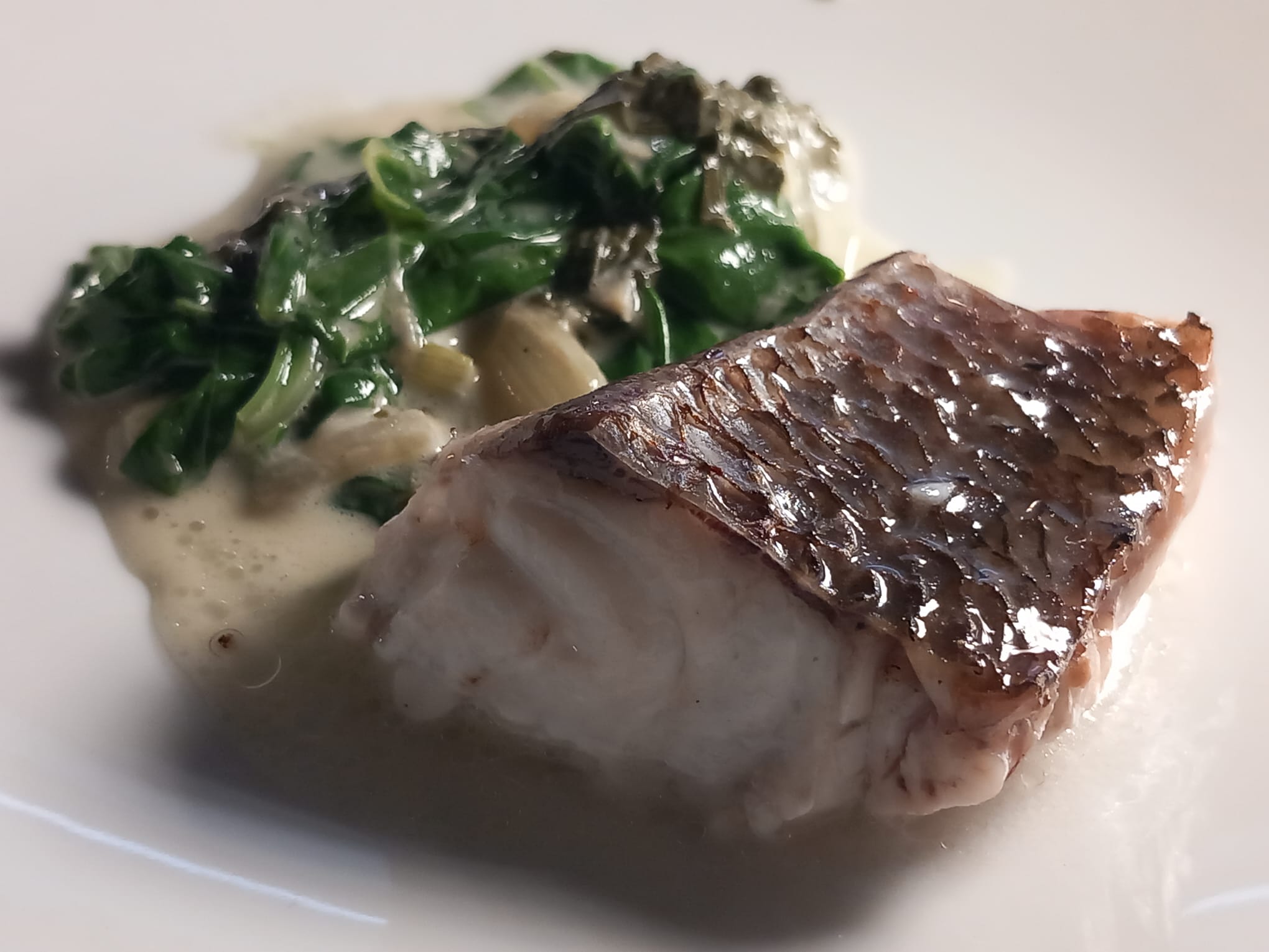 Borriquete asado con gazpachuelo