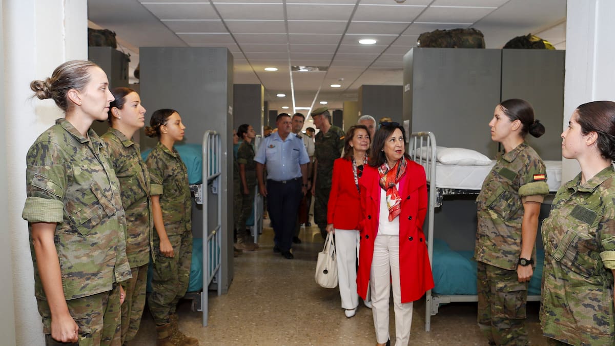 Robles pone en valor "el papel esencial y fundamental" del Cefot