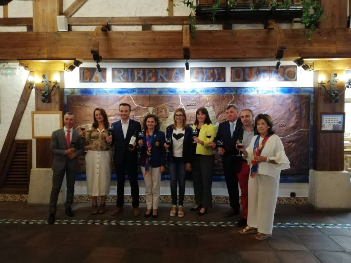 Un vino de Ribera del Duero que apoya a pediatría del Santos Reyes