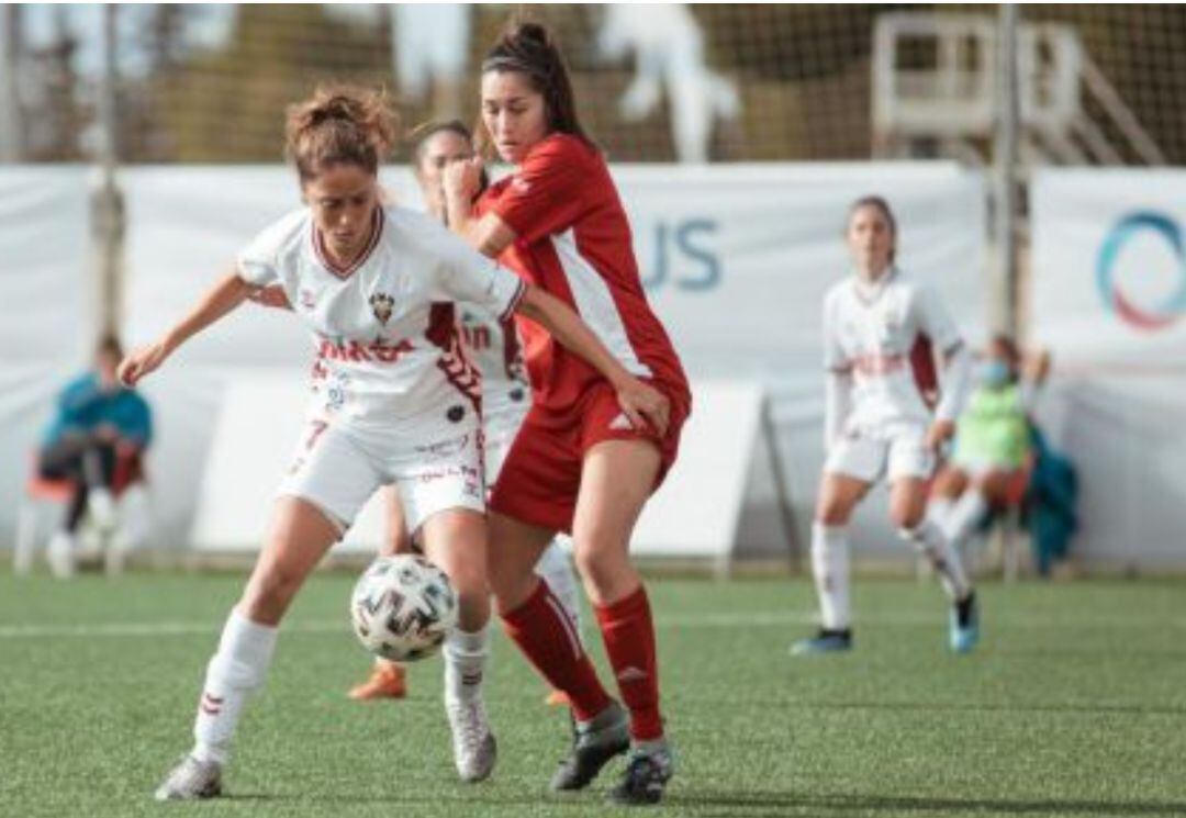 Matilde Martínez, durante un partido con el Fundación Albacete