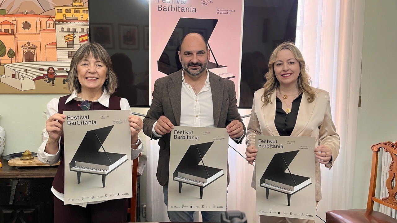 María Ángeles Naval, Fernando Torres y Pilar Abad en la presentación de Barbitania