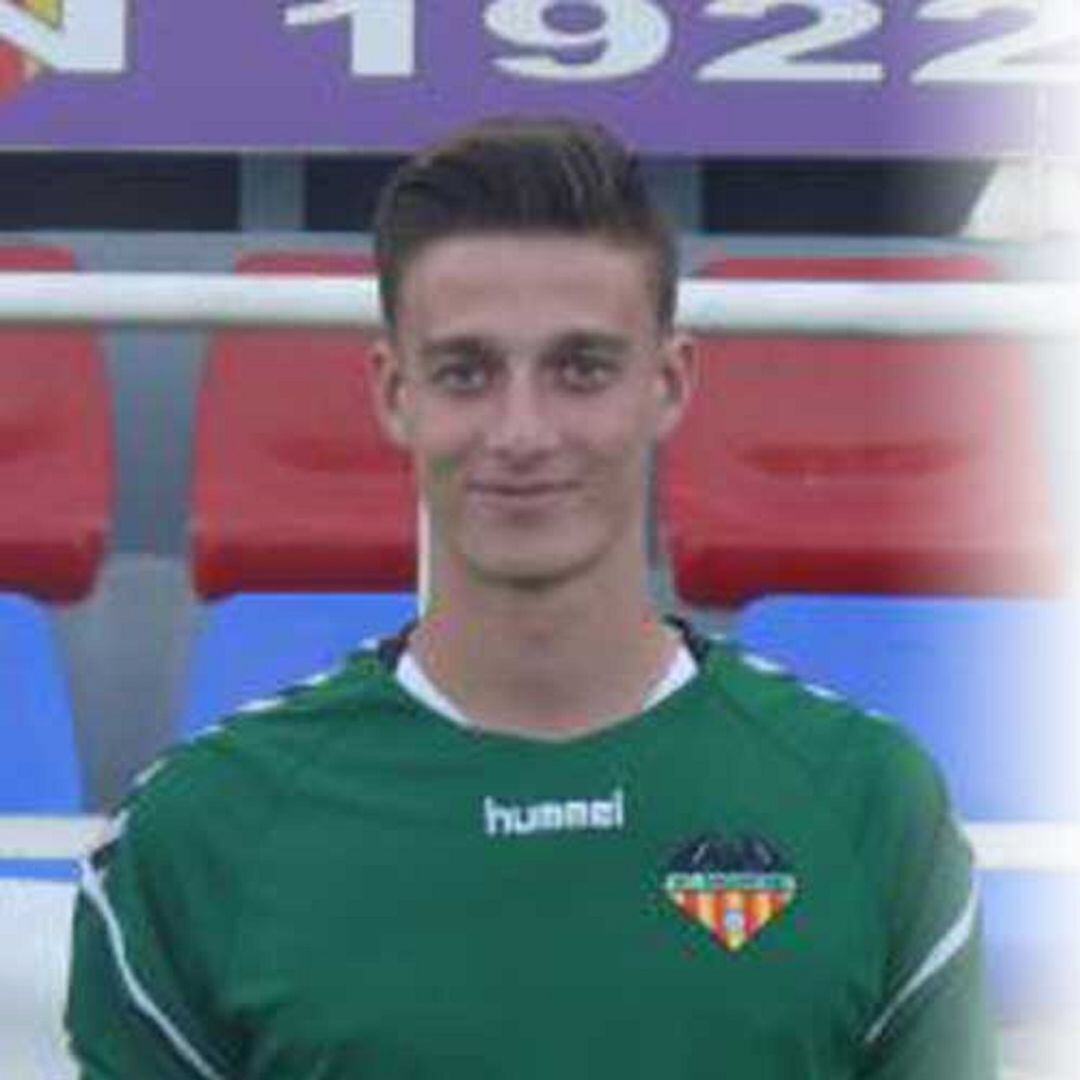 Carles Fluixá llega al Eldense procedente del Atl. Saguntino