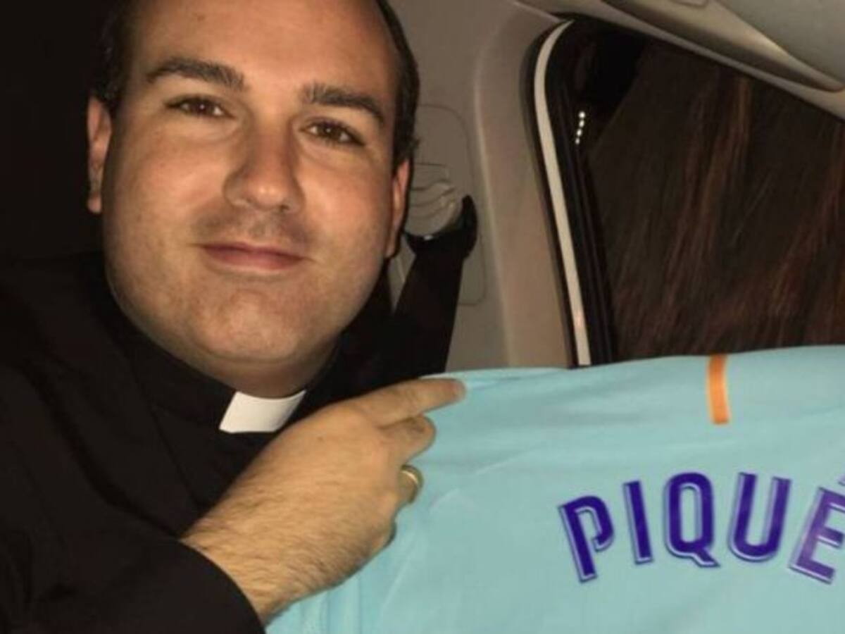 Carpena, el capellán que charló con Piqué: “Le dije que valorábamos mucho lo que hace en la Selección”