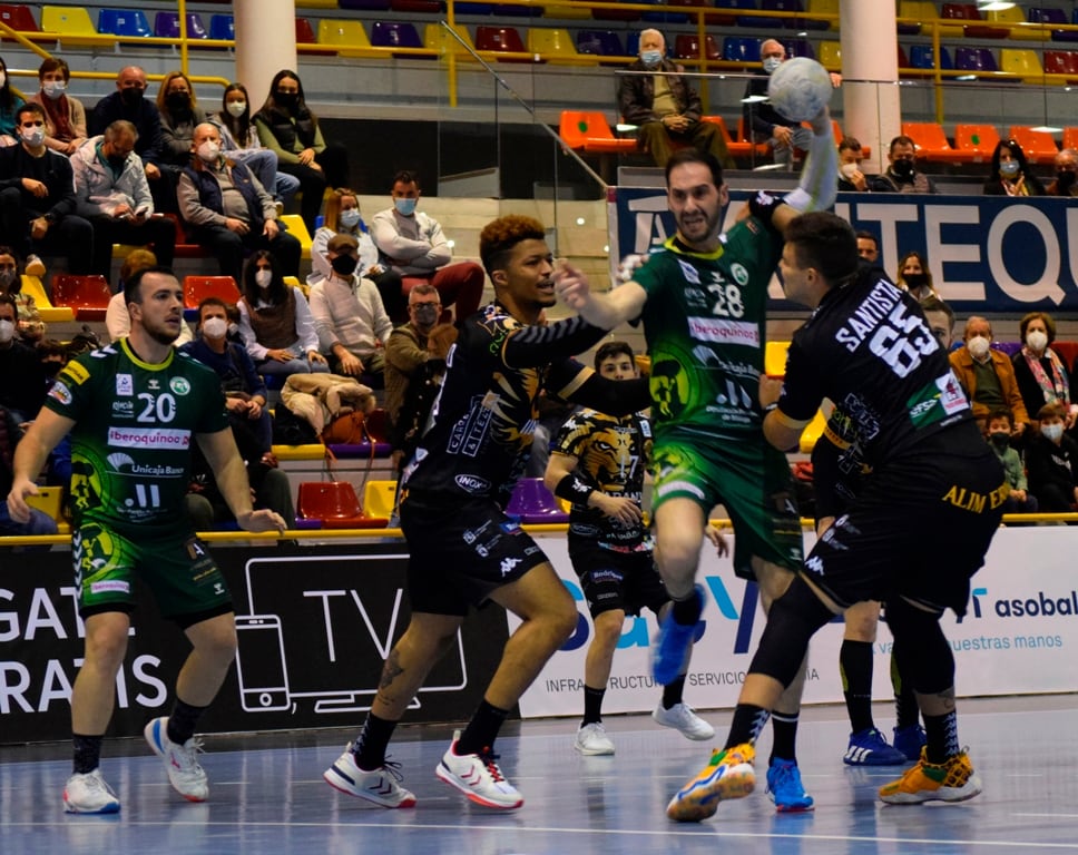 El jugador portugués del Iberoquinoa Antequera Jorge da Silva