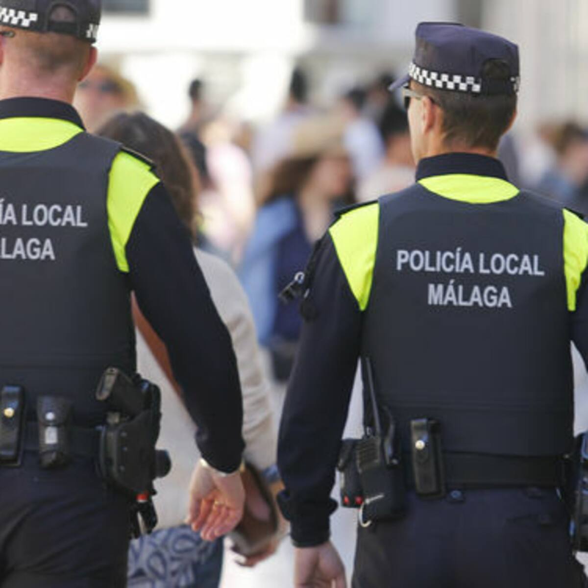 En libertad con cargos el detenido tras caer su pareja al vacío desde una tercera planta en Málaga
