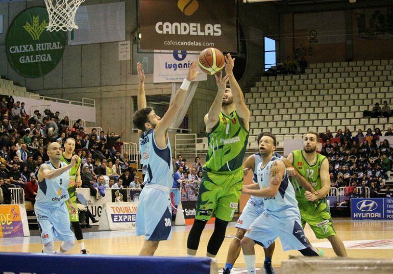 Planasa Navarra no pudo ganar al Breogán y certifica su descenso de categoría