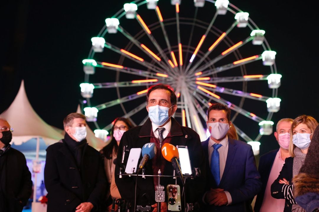 El alcalde y el vicealcalde inauguran la programación en La Fica de las actividades navideñas del ‘El Reino Mágico de Murcia'