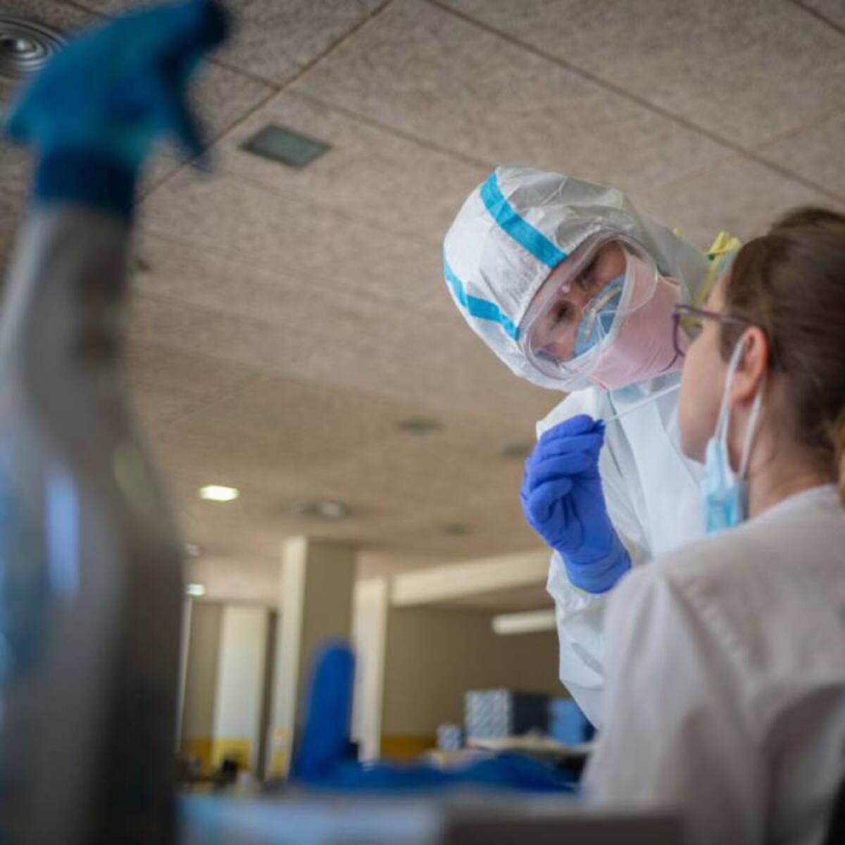 36 personas contagiadas de COVID-19 en un brote en el entorno laboral en Alcalà de Xivert