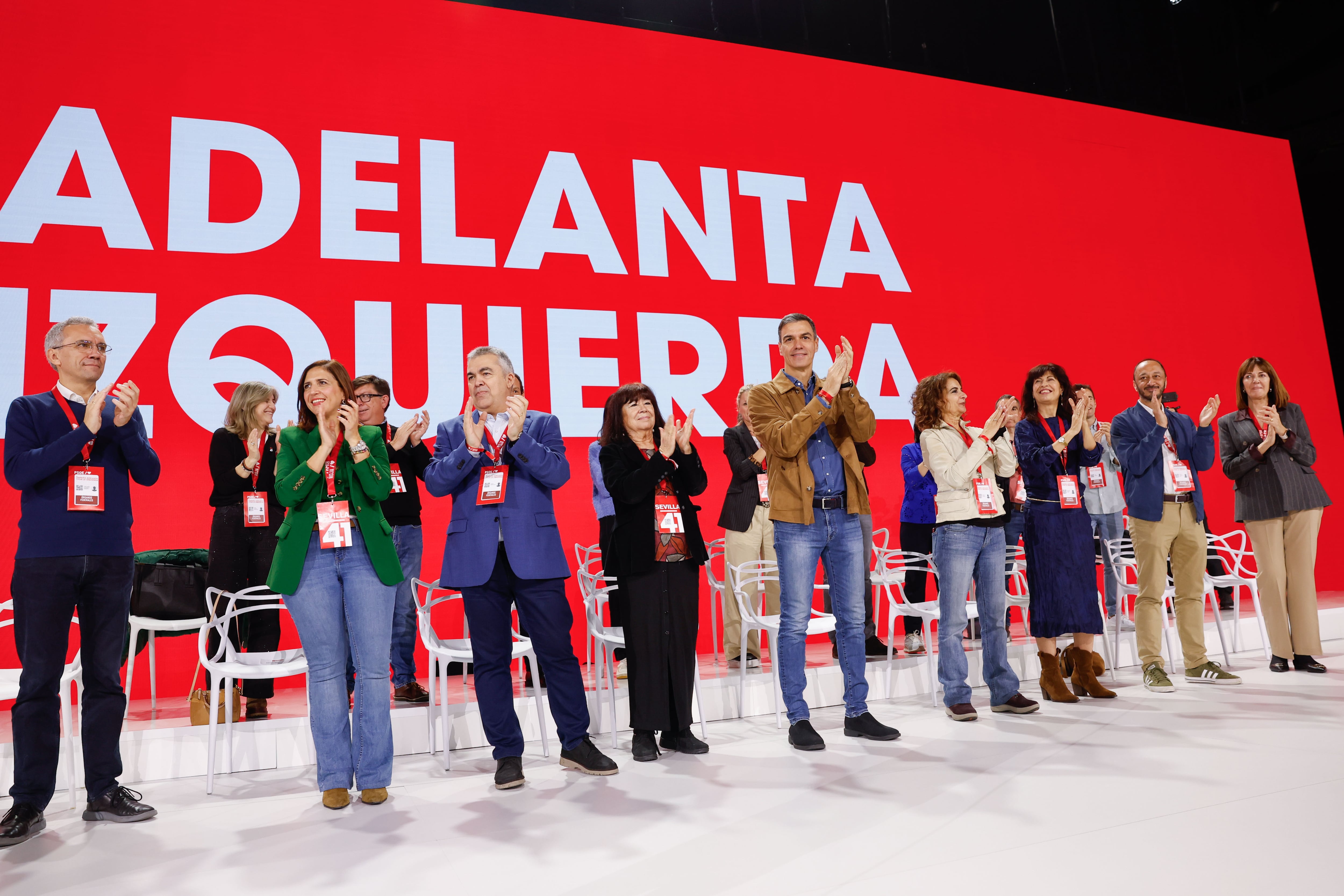 41 Congreso Federal del PSOE reunido en Sevilla.