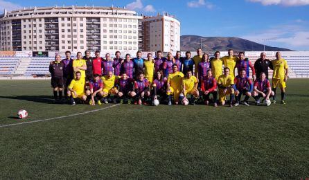 Veteranos de los dos equipos