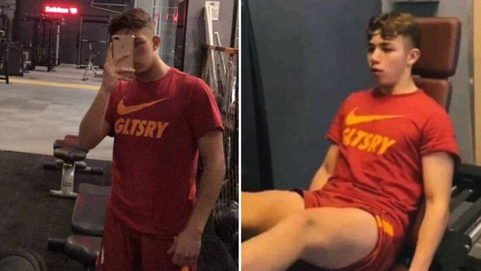 El futbolista Egehan Has con una camiseta del Galatasaray